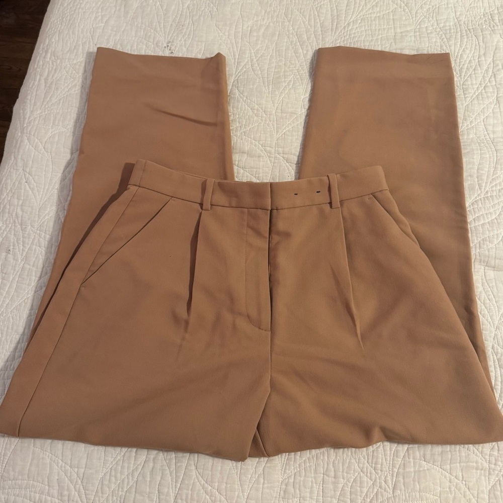 Abercrombie & Fitch Tailored Straight Leg Trousers in Camel